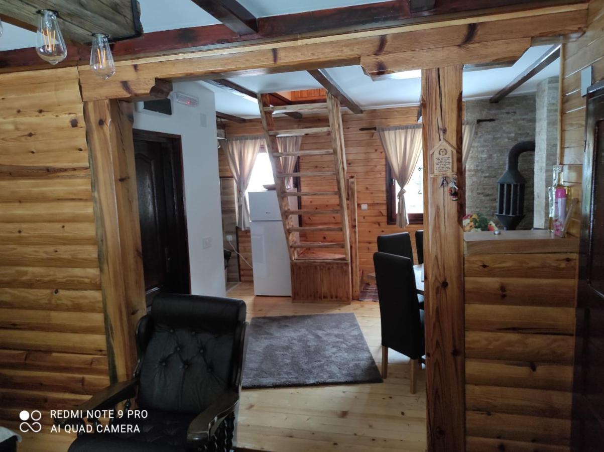 Vila Tijana Митровац Экстерьер фото