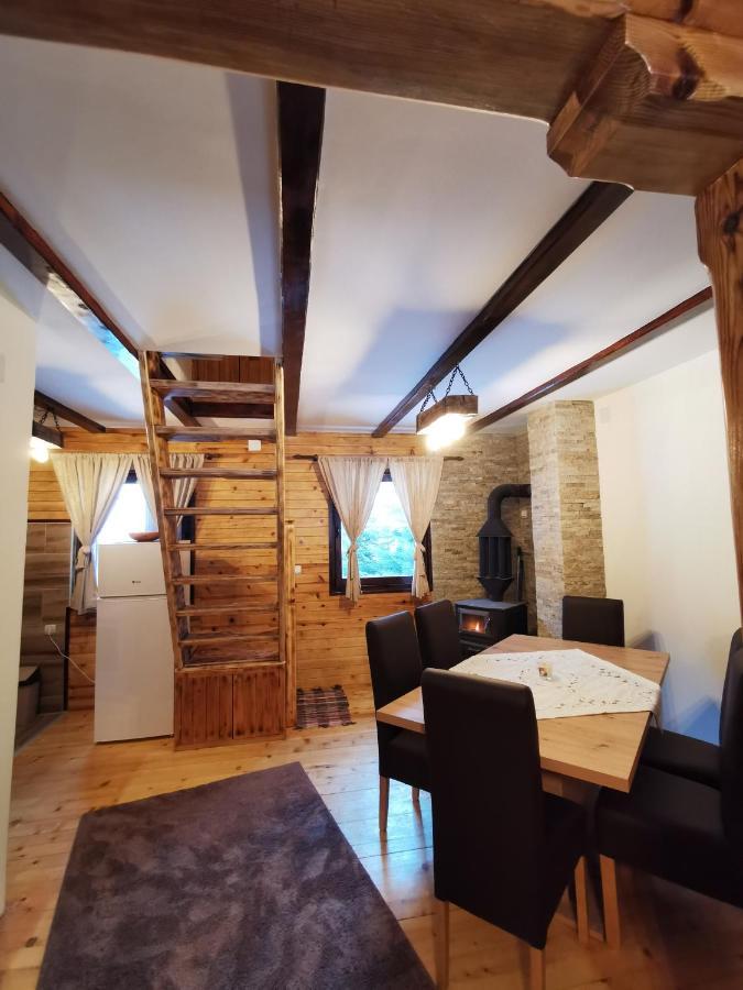 Vila Tijana Митровац Экстерьер фото
