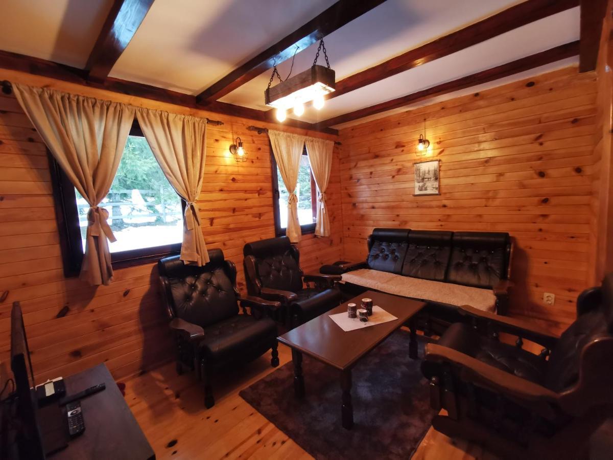 Vila Tijana Митровац Экстерьер фото