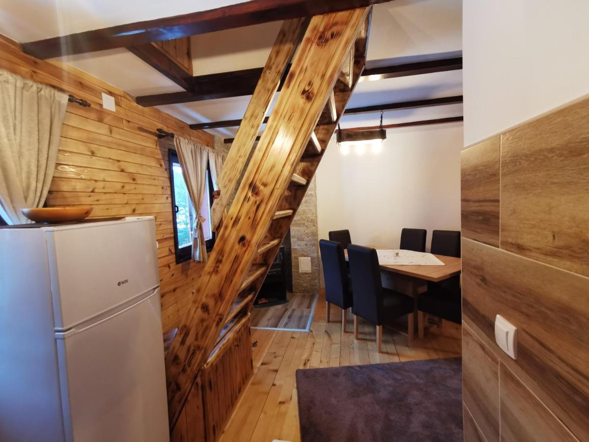 Vila Tijana Митровац Экстерьер фото