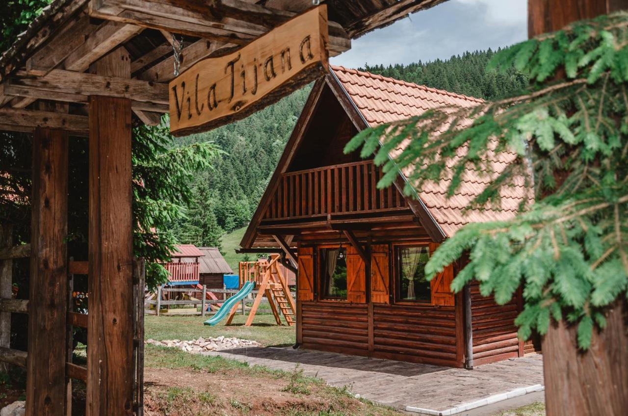 Vila Tijana Митровац Экстерьер фото